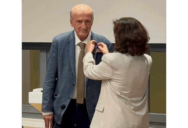 τελετή παρασημοφόρησης Καθηγητή Κωνσταντίνου Ζοπουνίδη